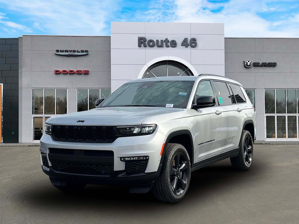 Used 2024 Jeep Grand Cherokee L Limited 4x4 Sport Utility