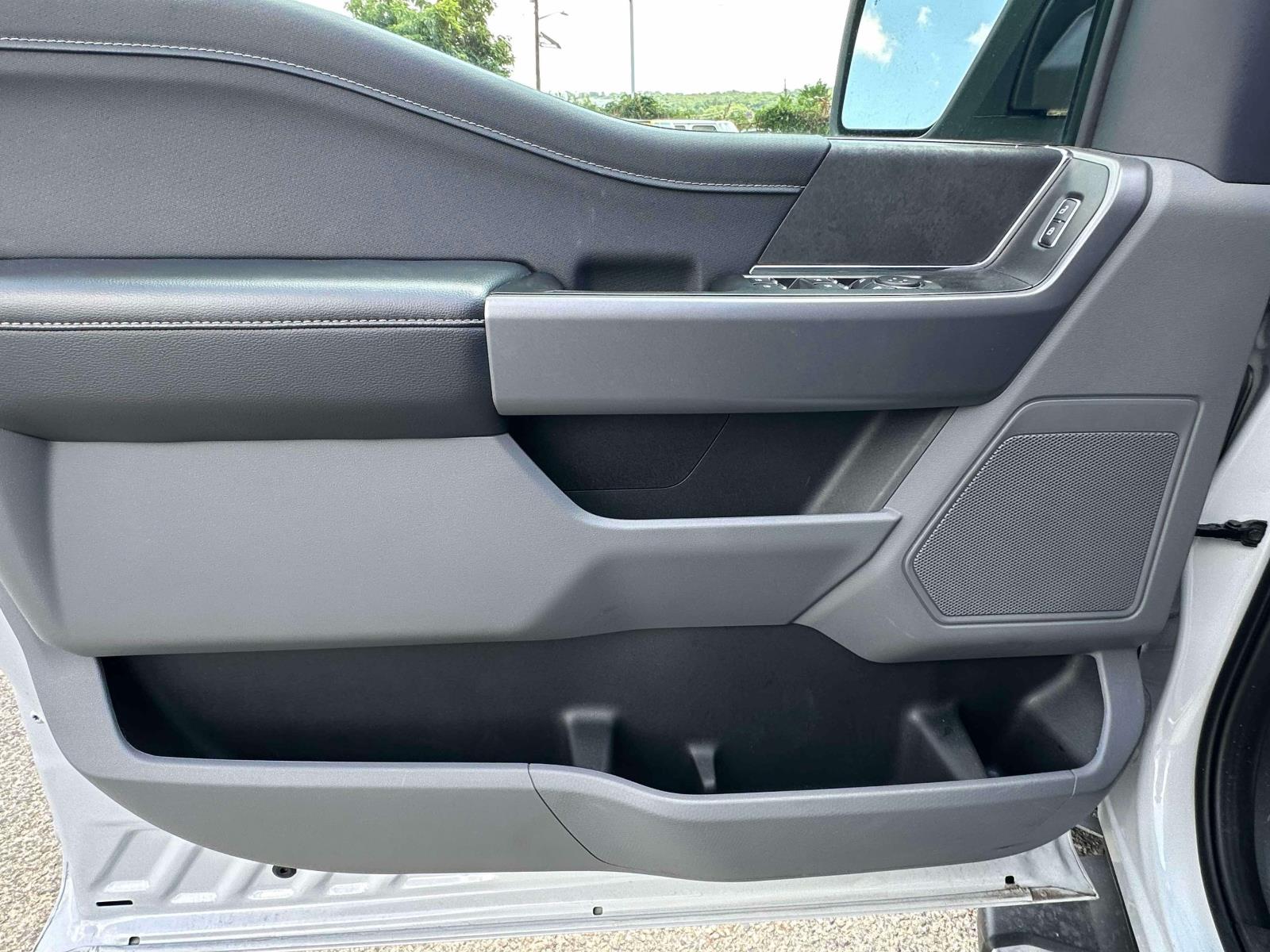 2025 Ford F-150 XLT - Photo 16