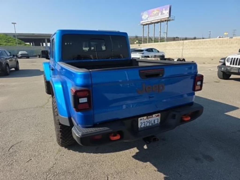 Used 2021 Jeep Gladiator Mojave 4x4 Crew Cab Pickup