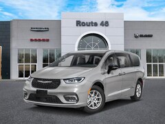 2026 Chrysler Pacifica LIMITED AWD Passenger Van