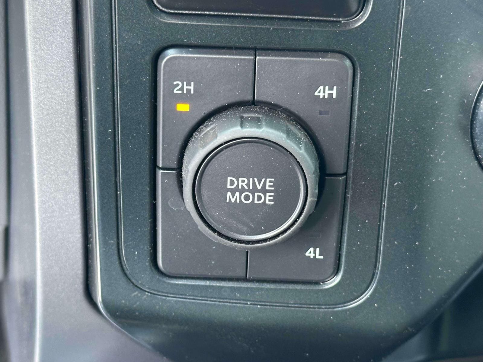 2025 Ford F-150 XLT - Photo 25