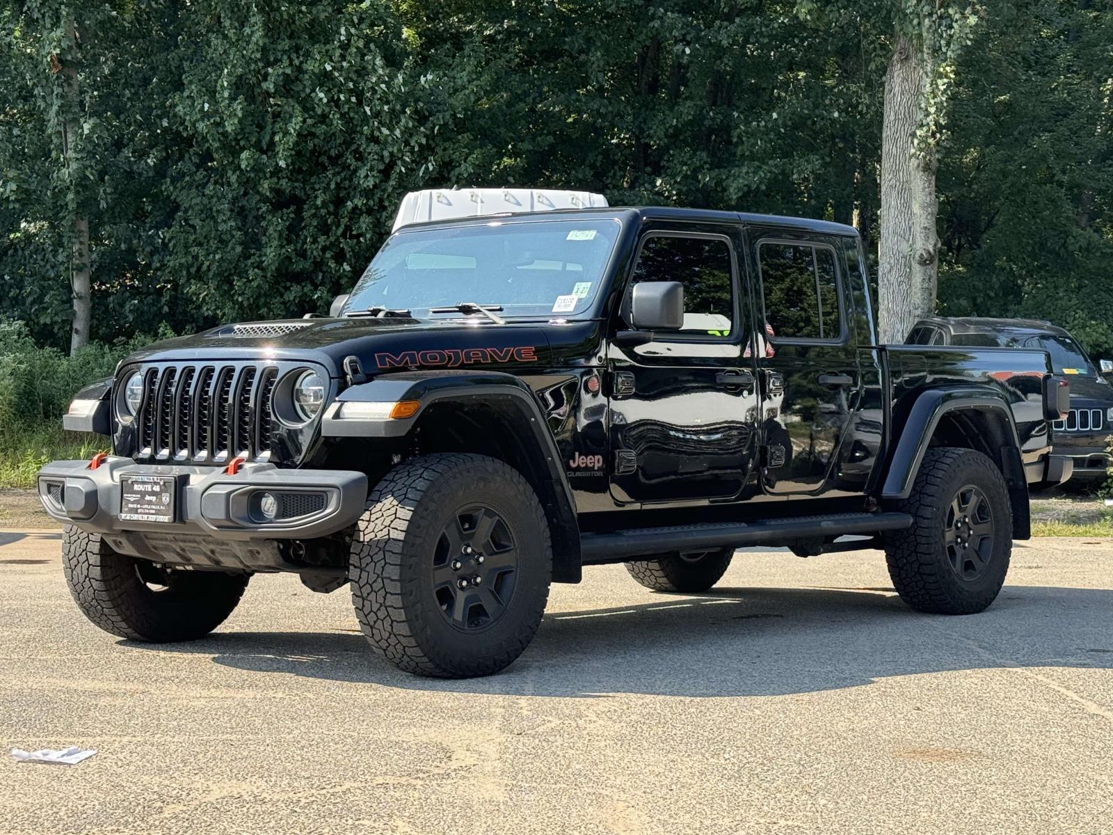 2022 Jeep Gladiator Mojave photo 2