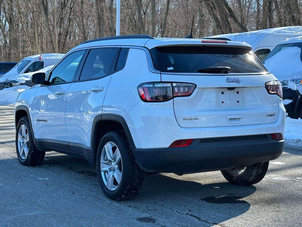 Used 2022 Jeep Compass Latitude 4x4 Sport Utility