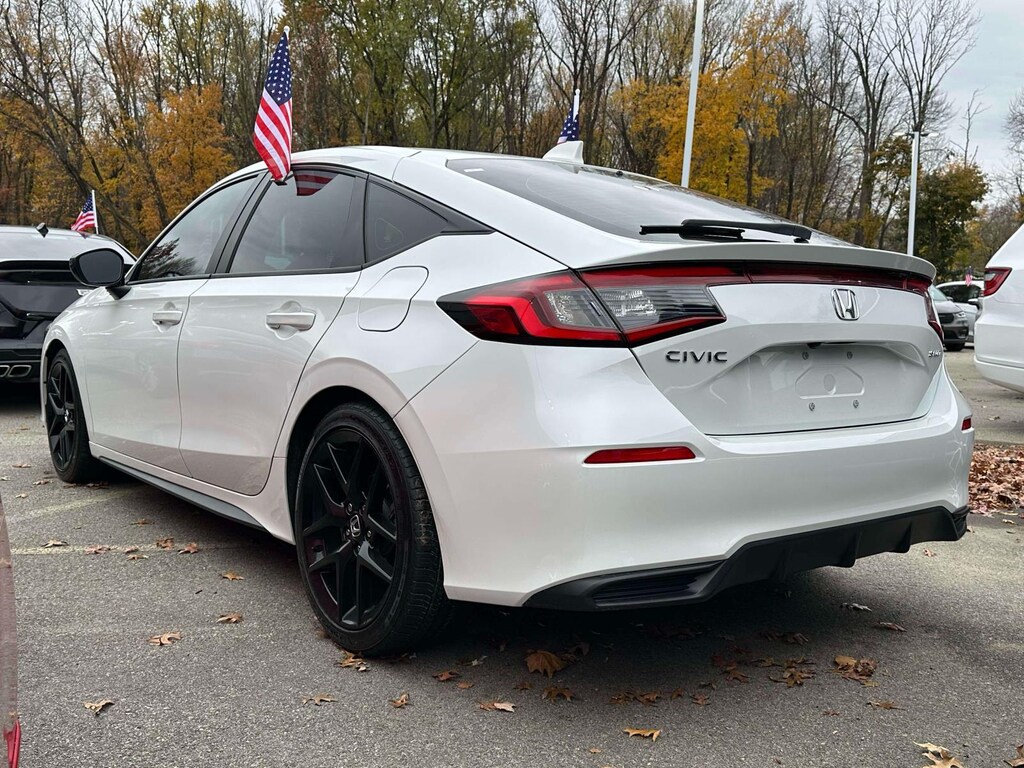 Used 2024 Honda Civic Hatchback Sport CVT Car