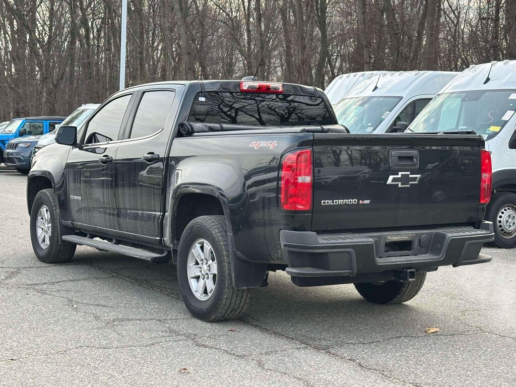 Used 2018 Chevrolet Colorado 4WD Crew Cab 128.3 Work Truck Crew Cab Pickup