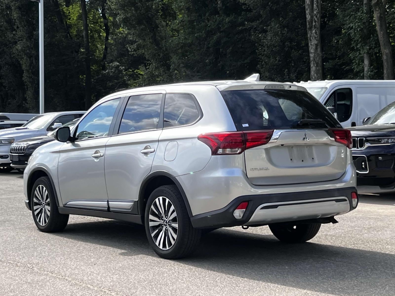 Used 2020 Mitsubishi Outlander ES with VIN JA4AZ3A36LZ019165 for sale in Little Falls, NJ