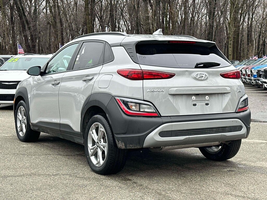 Used 2023 Hyundai Kona SEL Auto AWD Sport Utility