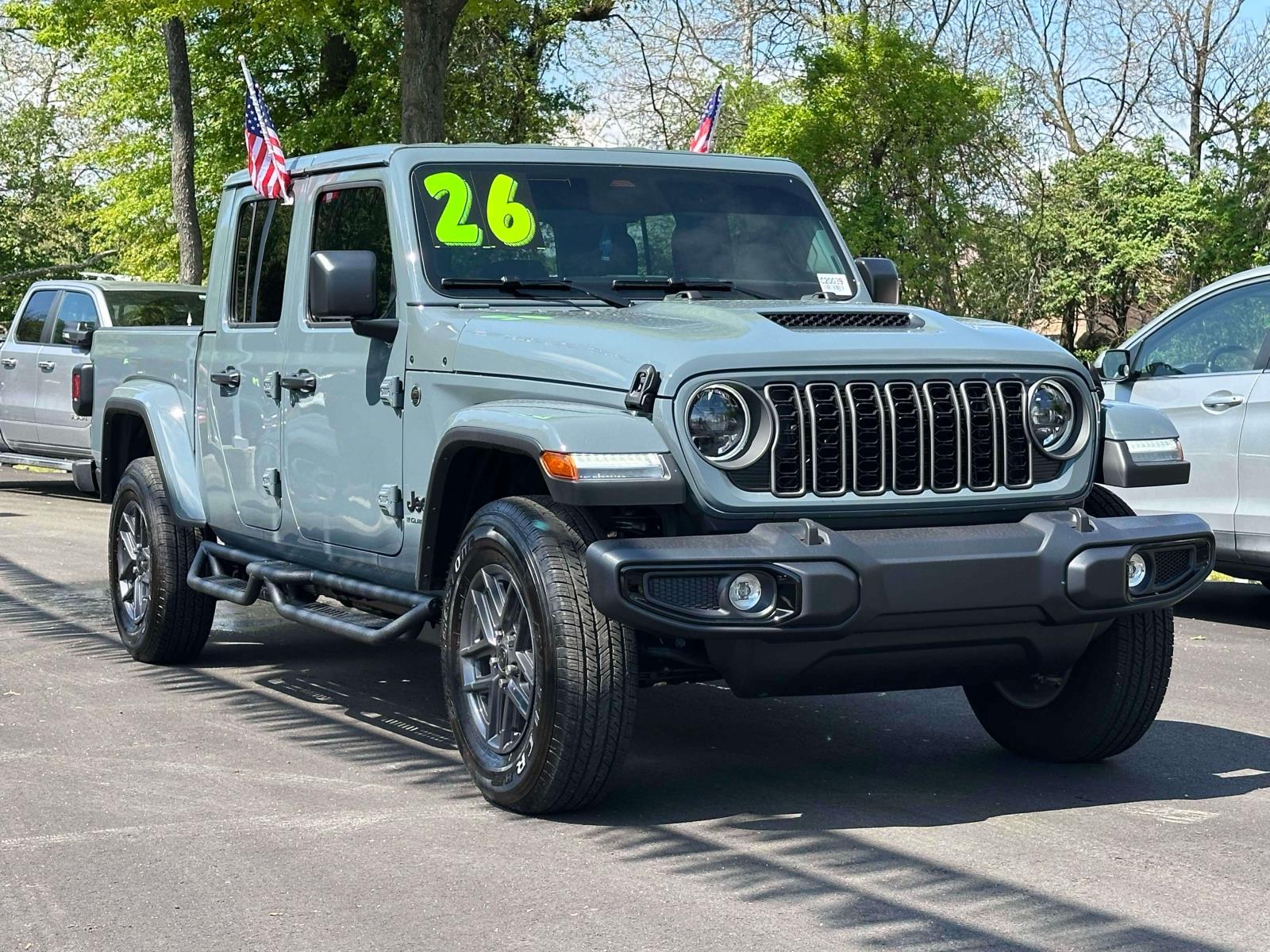 2026 Jeep Gladiator Sport S Auto's photo