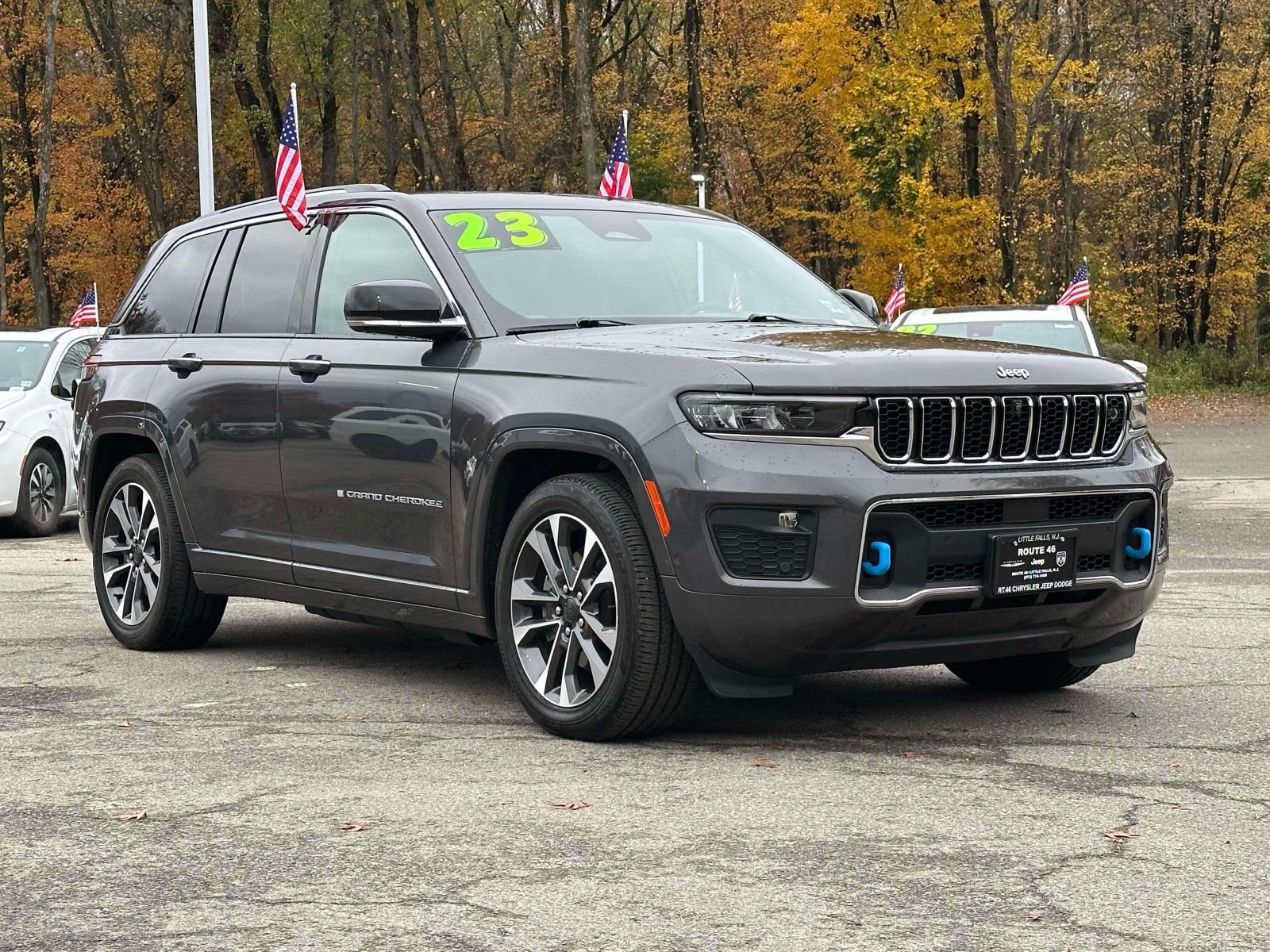 2023 Jeep Grand Cherokee Overland 4xe's photo
