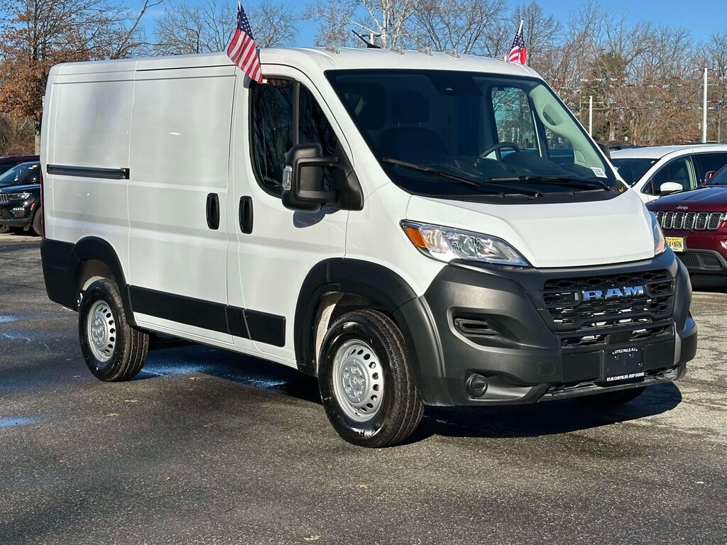 Used 2025 Ram ProMaster Cargo Van Tradesman 1500 Low Roof 118 WB w/Pass Seat Mini-van, Cargo