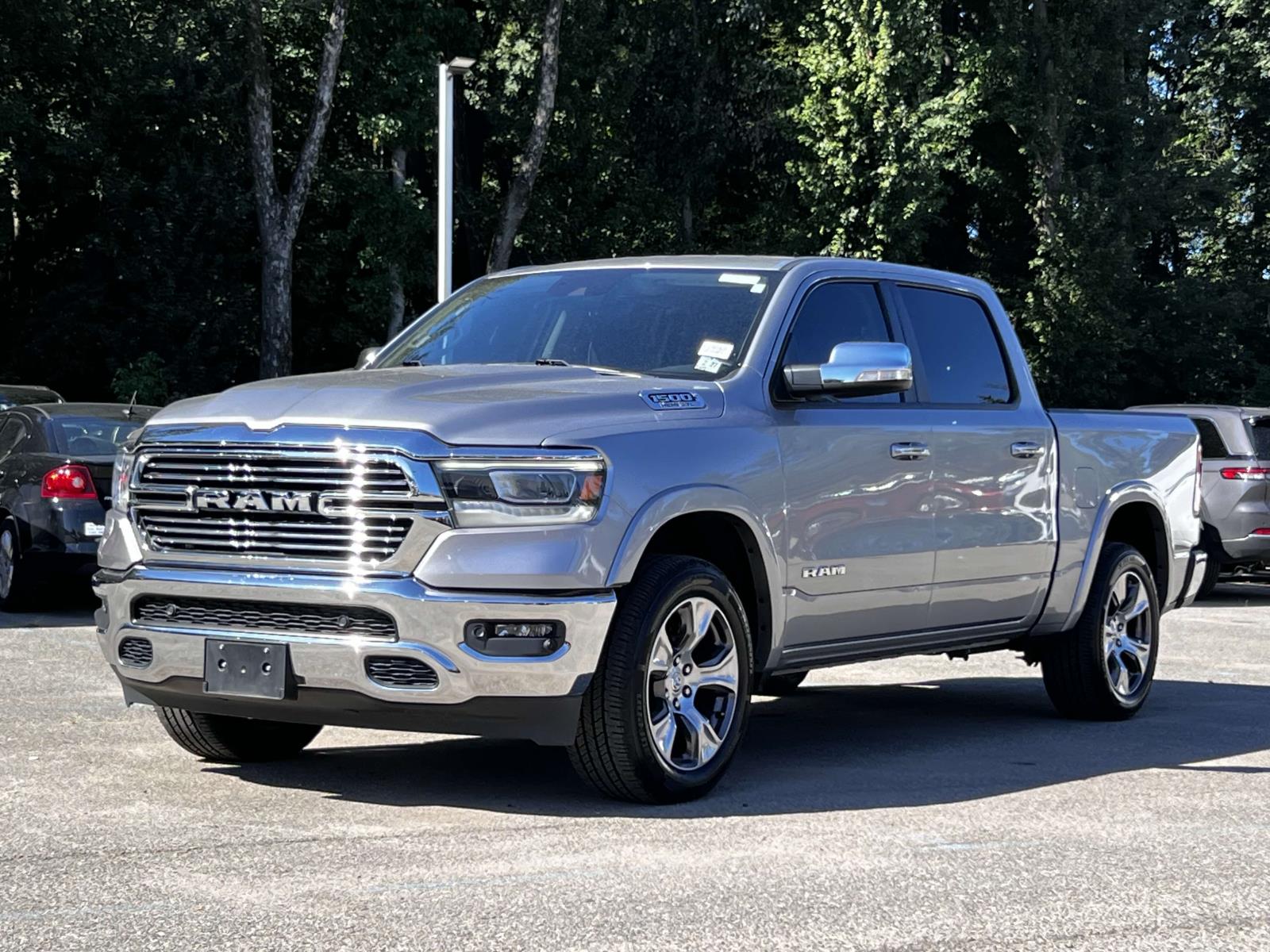 2022 Ram 1500 Laramie photo 2