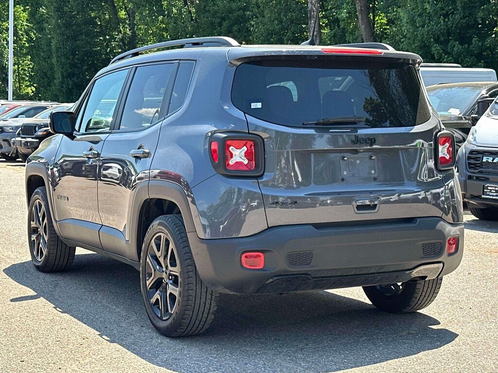 Used 2022 Jeep Renegade Altitude 4x4 Sport Utility