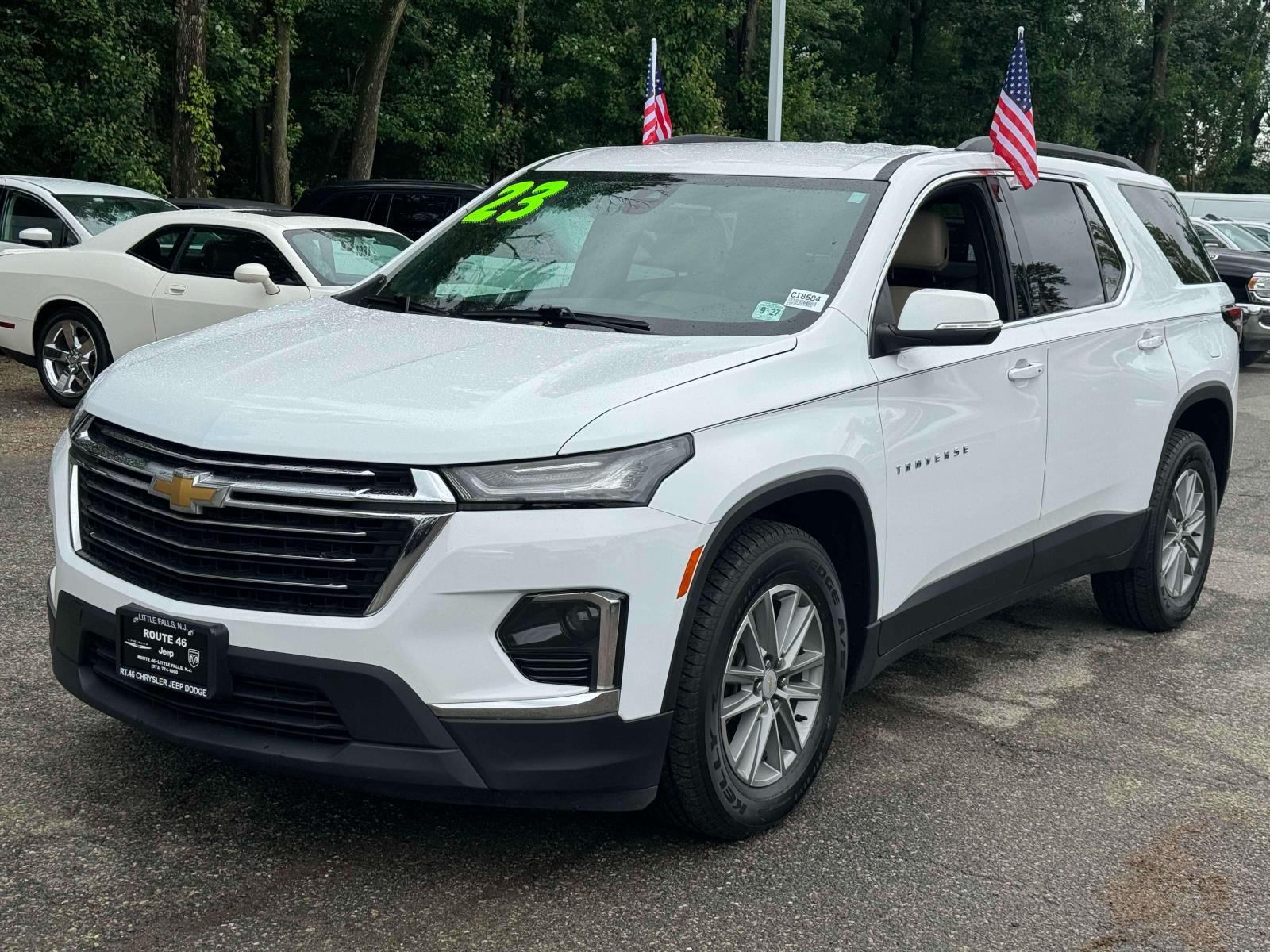Used 2023 Chevrolet Traverse 1LT with VIN 1GNEVGKW5PJ122902 for sale in Little Falls, NJ