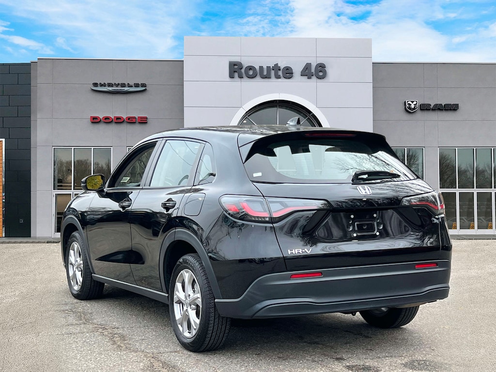 Used 2023 Honda HR-V LX AWD CVT Sport Utility