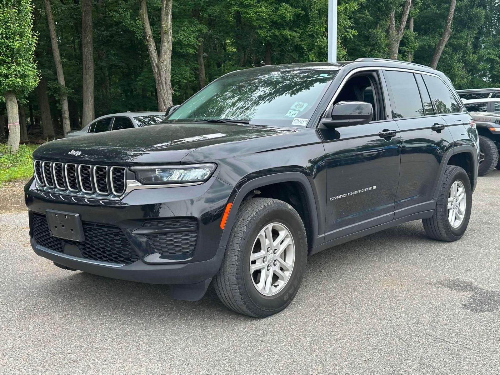 Used 2023 Jeep Grand Cherokee Laredo with VIN 1C4RJHAG1PC548595 for sale in Little Falls, NJ