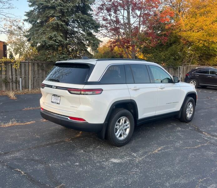 Used 2025 Jeep Grand Cherokee Laredo 4x2 Sport Utility