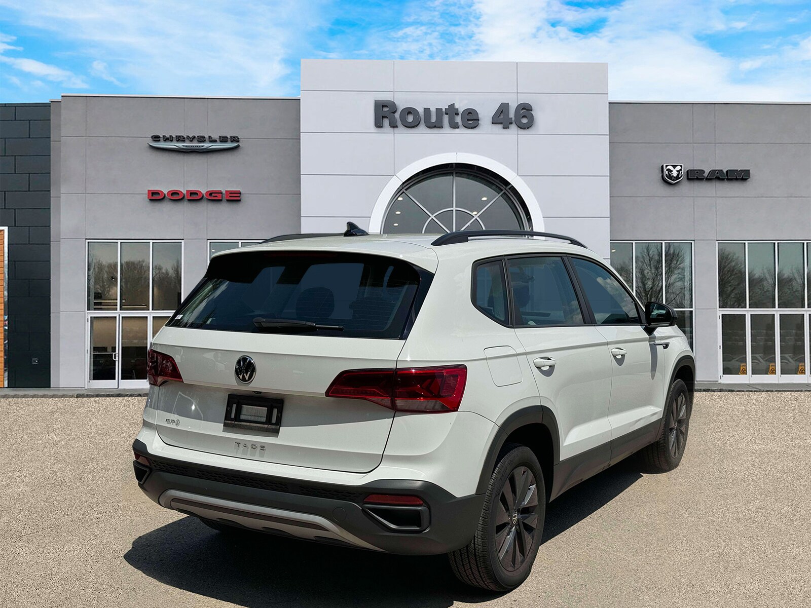 2022 Volkswagen Taos S photo 2