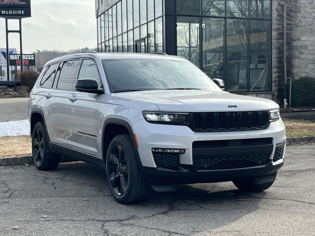 Used 2024 Jeep Grand Cherokee L Limited 4x4 Sport Utility