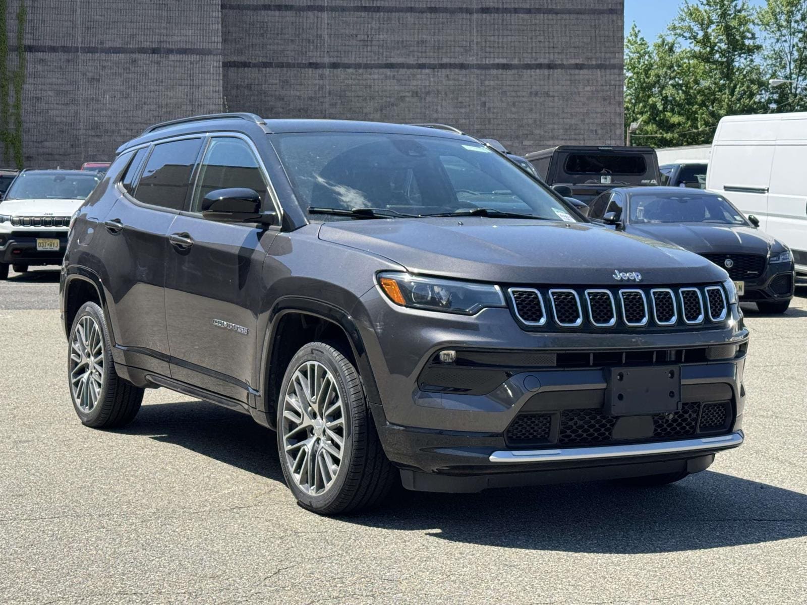 2023 Jeep Compass Limited 4X4's photo