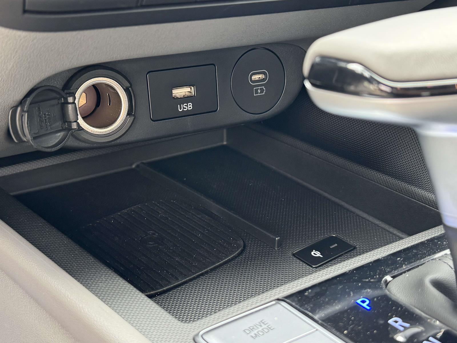 2025 Hyundai Elantra SEL - Photo 15