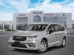 2026 Chrysler Pacifica LIMITED AWD Passenger Van