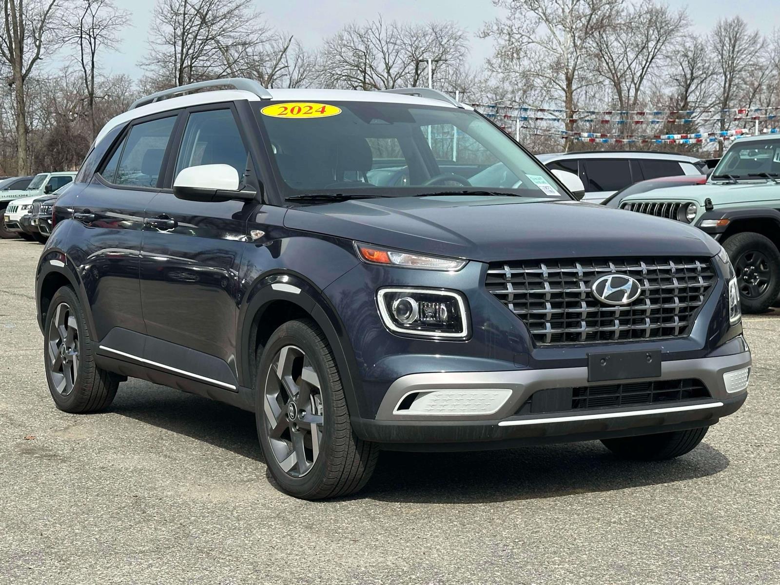2024 Hyundai Venue Limited IVT's photo