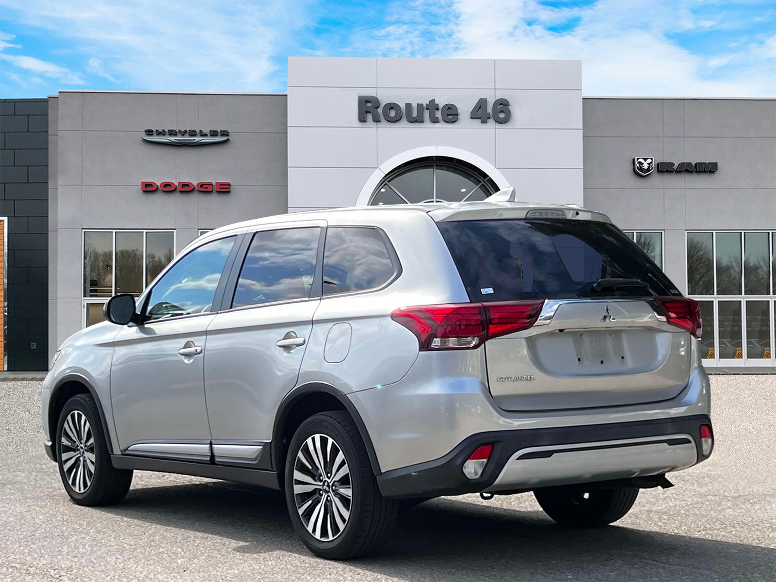 Used 2020 Mitsubishi Outlander ES with VIN JA4AZ3A36LZ019165 for sale in Little Falls, NJ