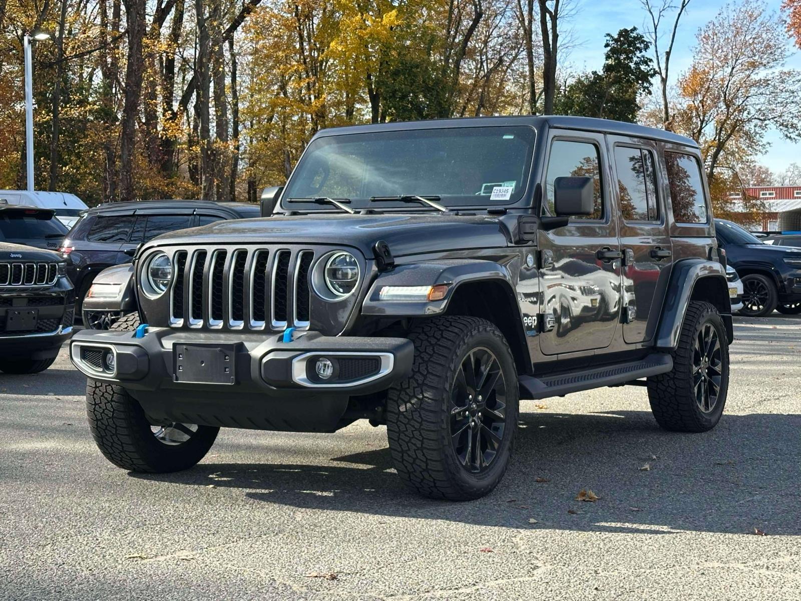 2022 Jeep Wrangler 4xe Unlimited Sahara Sport photo 2