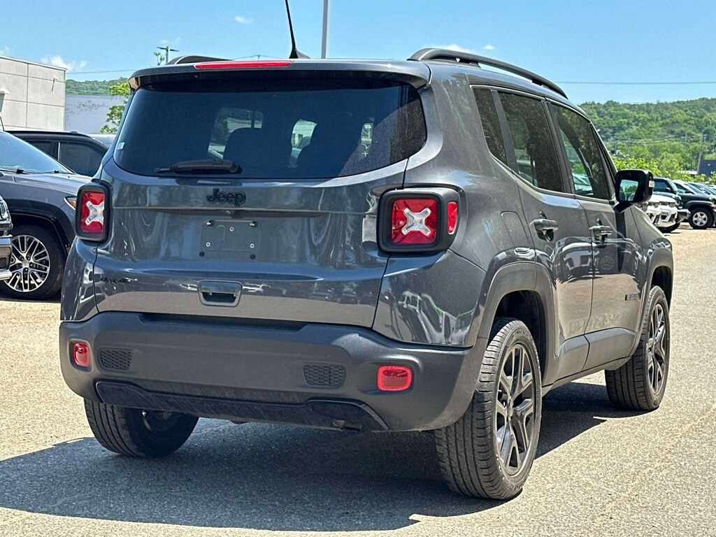 Used 2022 Jeep Renegade Altitude 4x4 Sport Utility