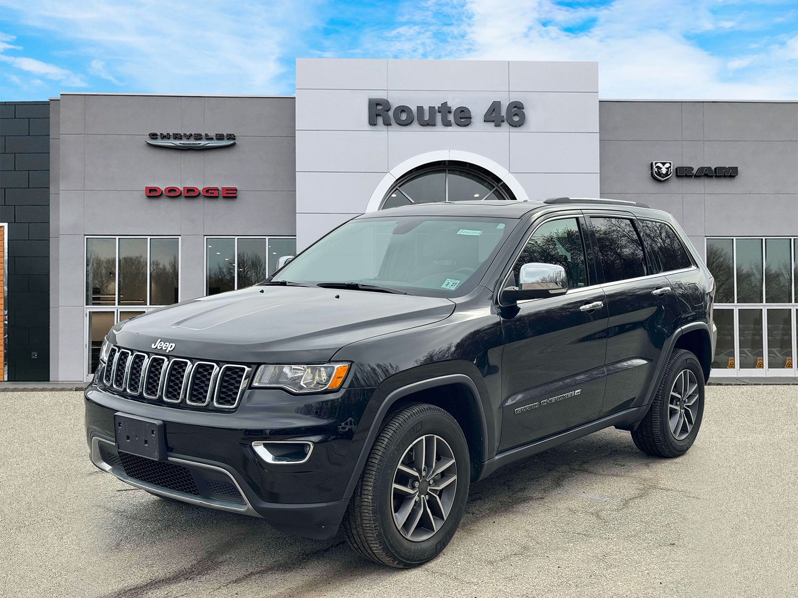 Used 2022 Jeep Grand Cherokee WK Limited with VIN 1C4RJFBG5NC166005 for sale in Little Falls, NJ