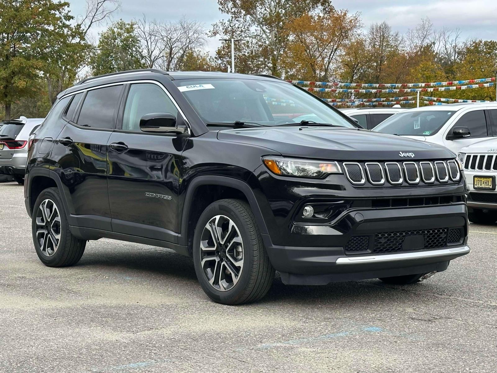 2022 Jeep Compass Limited's photo
