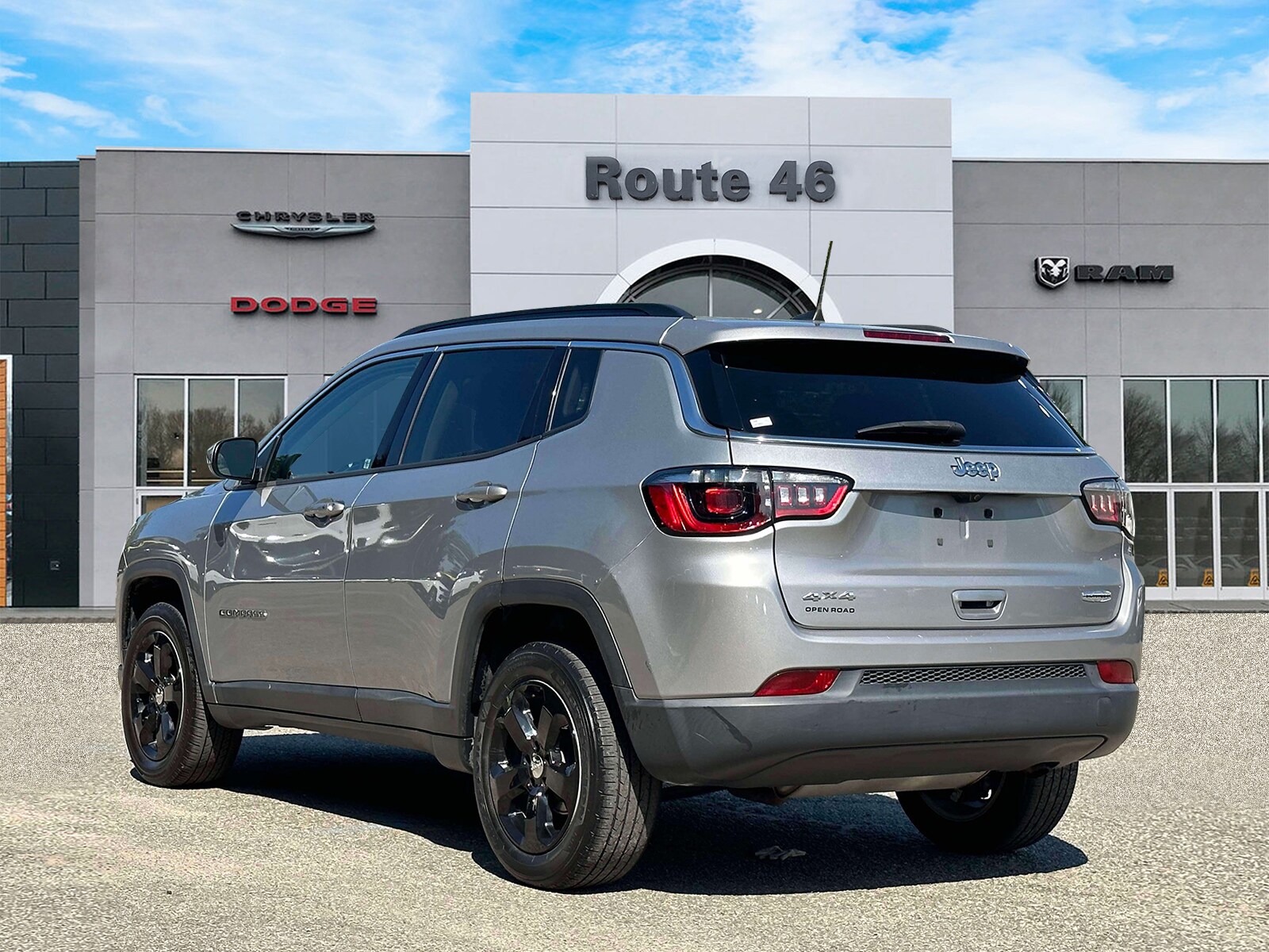 2021 Jeep Compass North Edition Latitude photo 3