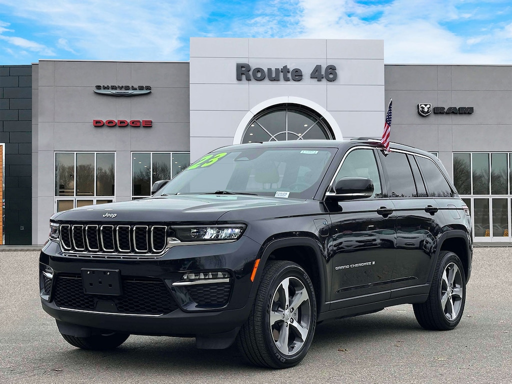 Used 2023 Jeep Grand Cherokee 4xe 4x4 Sport Utility