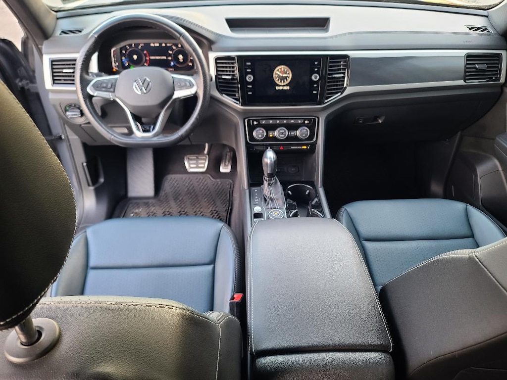 Used 2023 Volkswagen Atlas Cross Sport 2.0T SEL R-Line Black 4MOTION Sport Utility