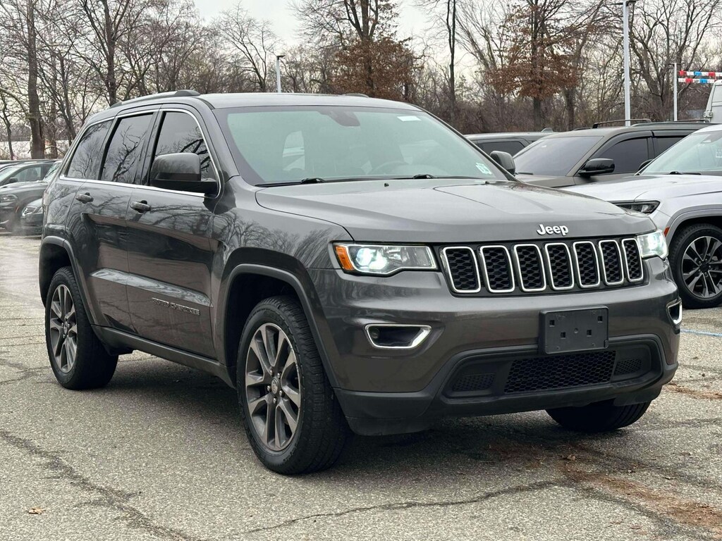 Used 2021 Jeep Grand Cherokee Laredo E 4x4 Sport Utility