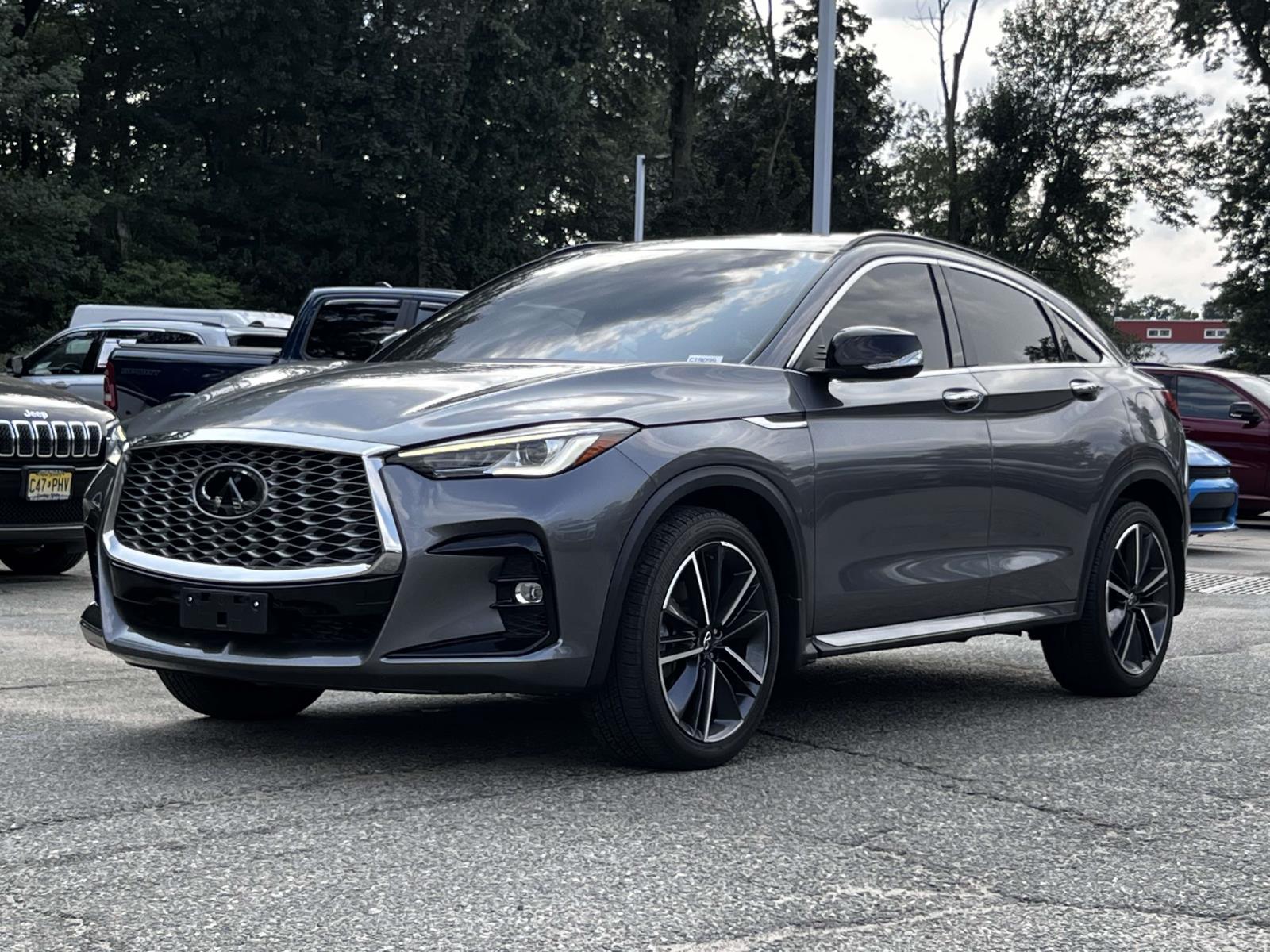 2023 Infiniti QX55 Luxe photo 2