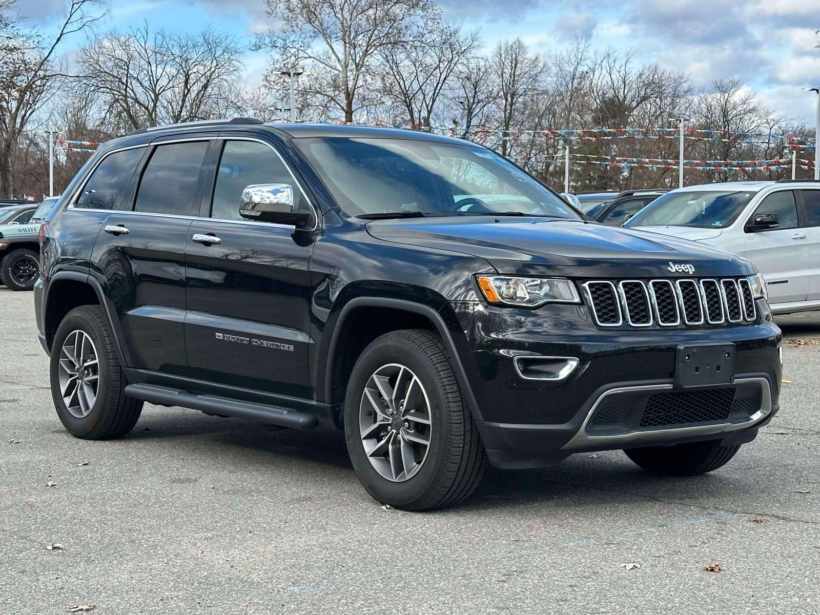 2022 Jeep Grand Cherokee WK Limited's photo