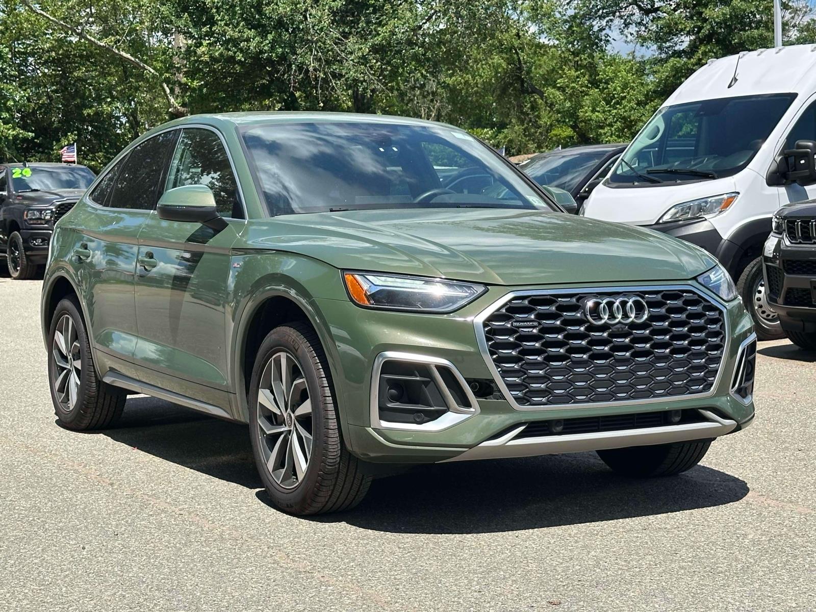 2023 Audi Q5 Sportback 45 Premium Plus's photo