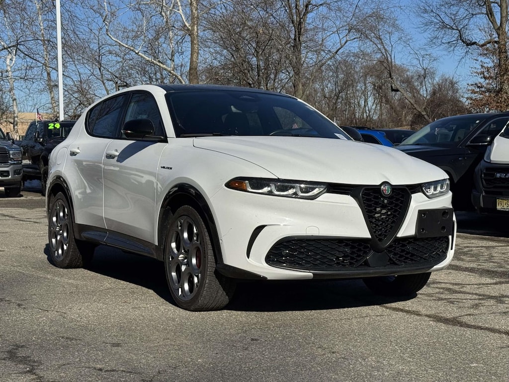 Used 2024 Alfa Romeo Tonale Veloce EAWD Sport Utility