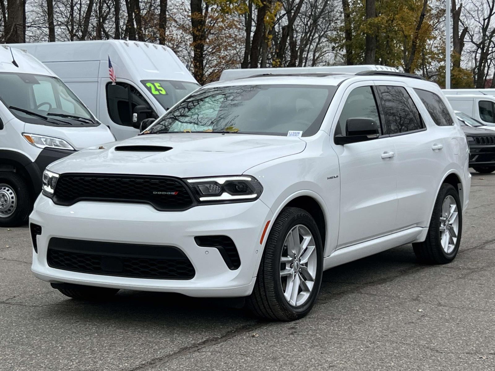 2025 Dodge Durango R/T Premium photo 2