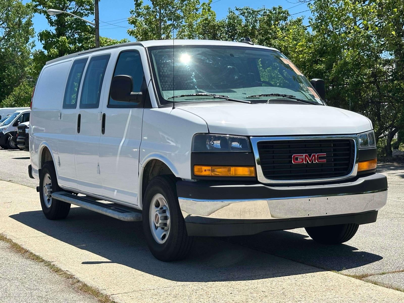 2025 Gmc Savana Cargo