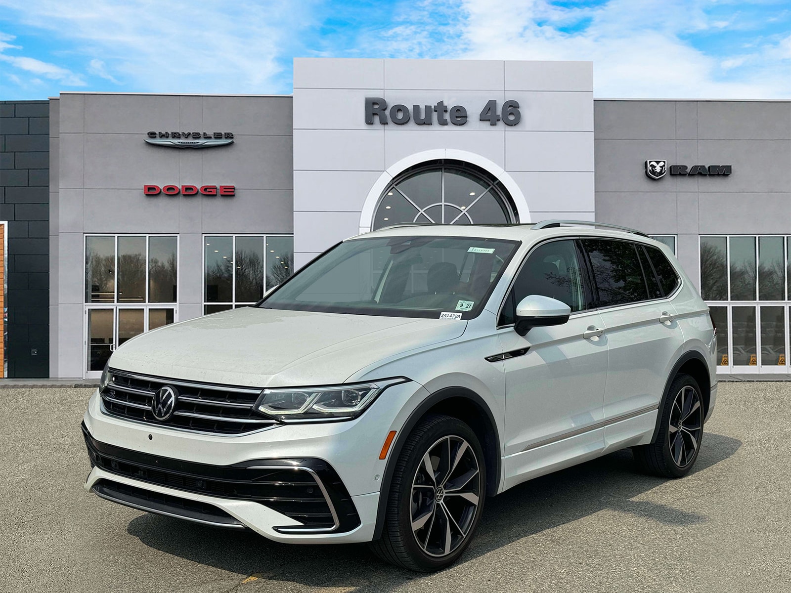 Used 2022 Volkswagen Tiguan SEL R-LINE with VIN 3VV4B7AX3NM149525 for sale in Little Falls, NJ