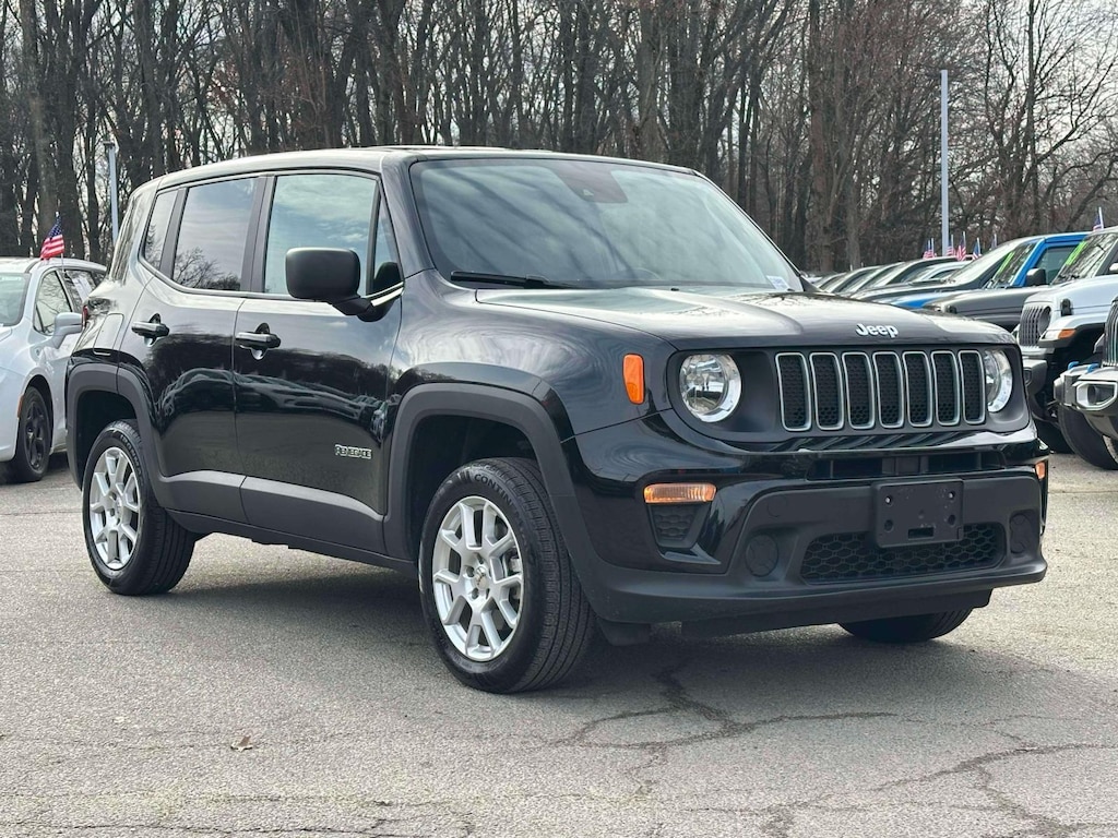 Used 2023 Jeep Renegade Latitude 4x4 Sport Utility