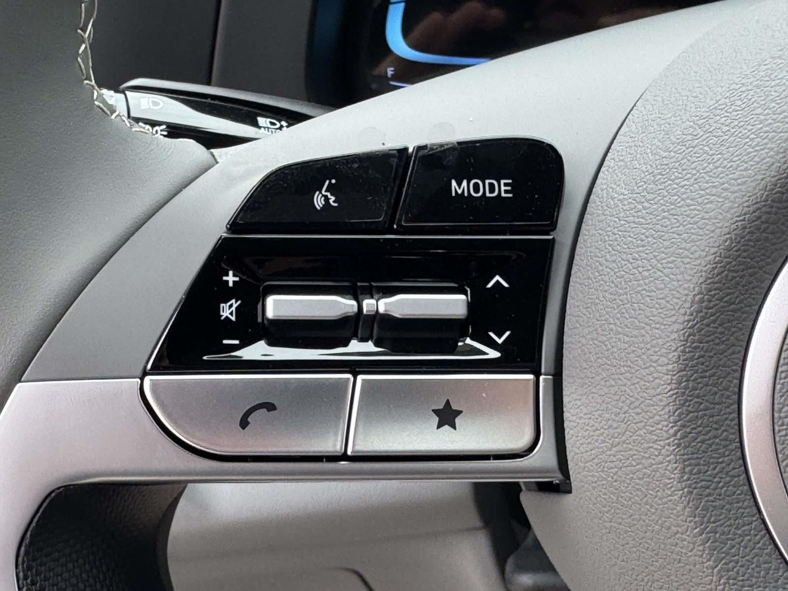 2025 Hyundai Elantra SEL - Photo 25