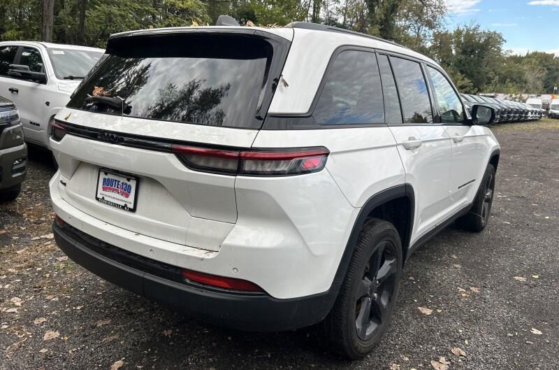 Used 2025 Jeep Grand Cherokee Altitude X 4x4 Sport Utility