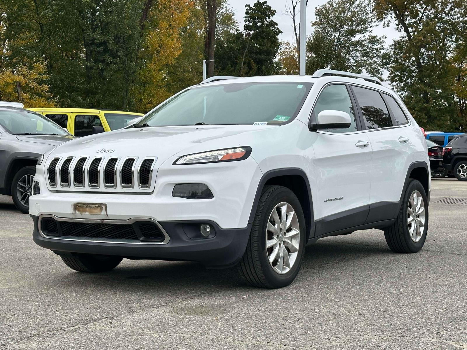 2015 Jeep Cherokee Limited photo 2