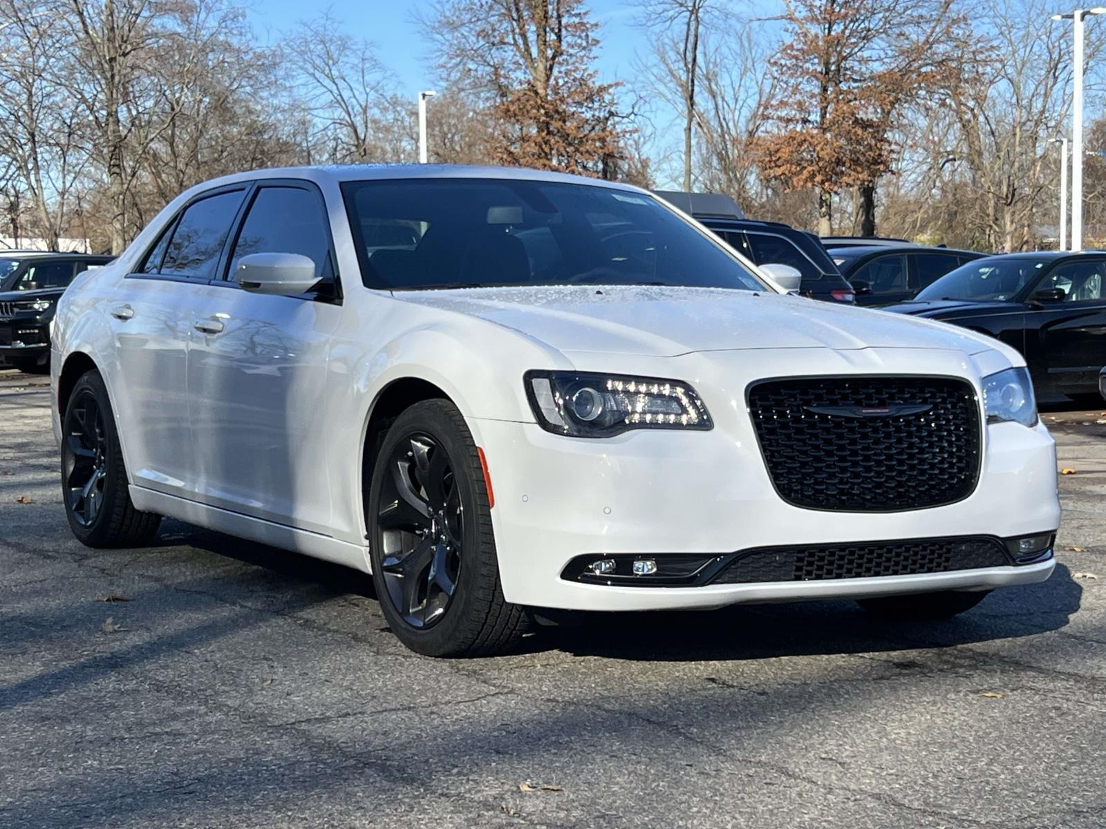 2022 Chrysler 300 S's photo
