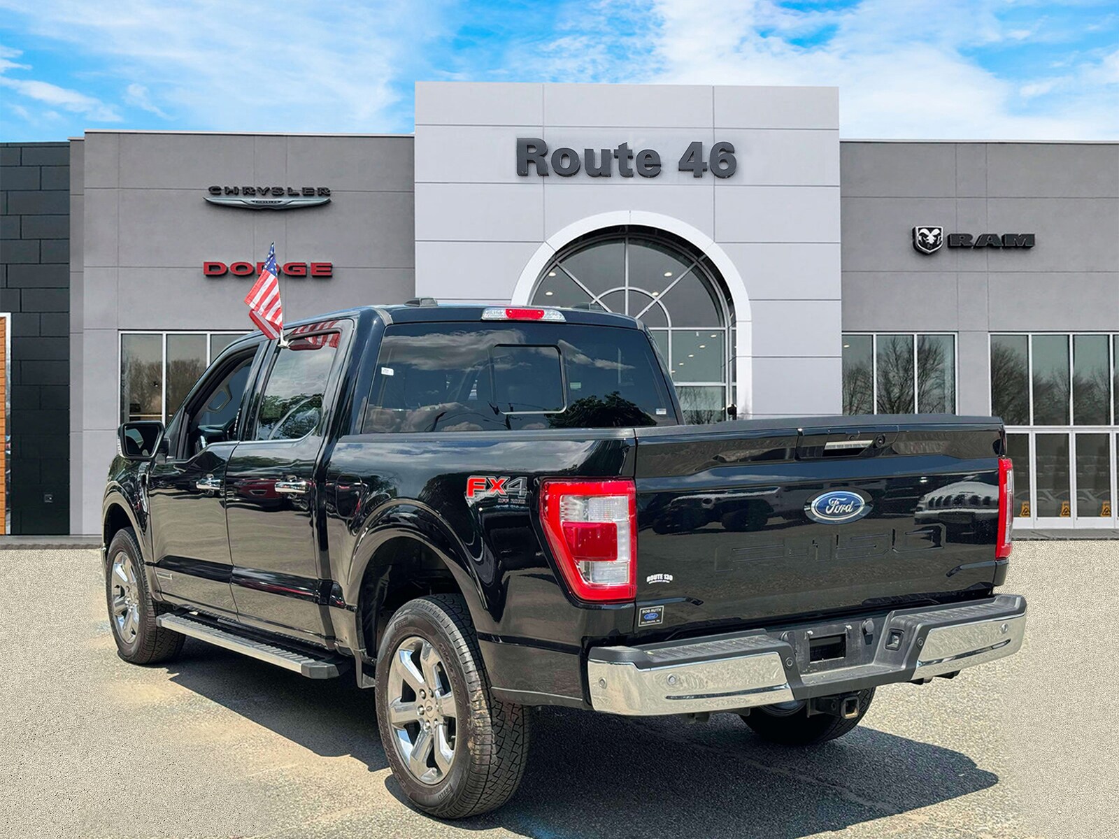 2023 Ford F-150 XL photo 2