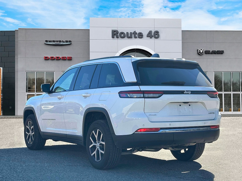 Used 2025 Jeep Grand Cherokee Limited 4x4 Sport Utility