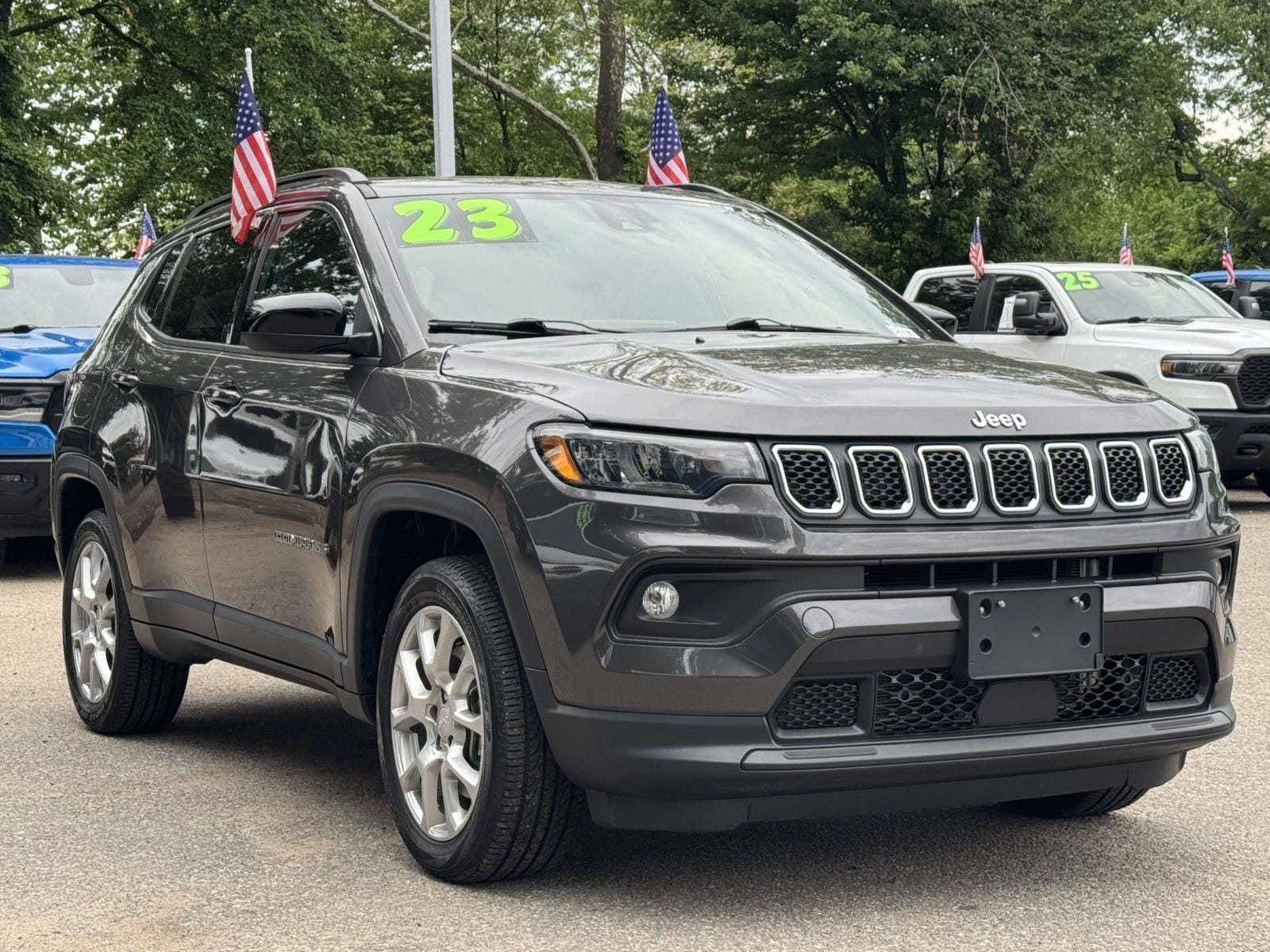 2023 Jeep Compass Latitude Lux 4X4's photo